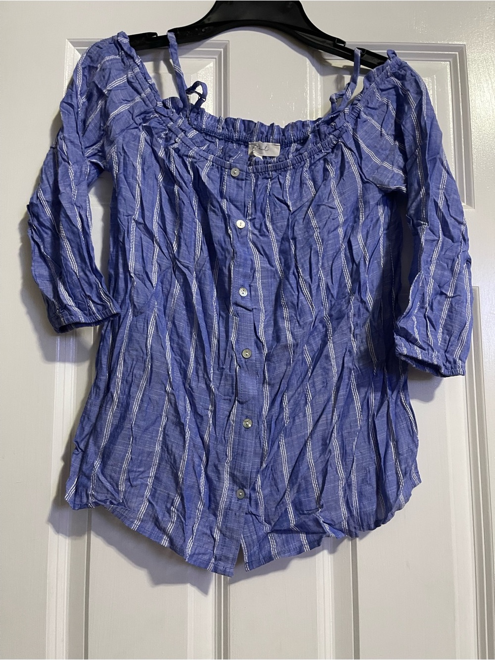 Source Unknown Blue Striped Off-Shoulder Button-Front Top